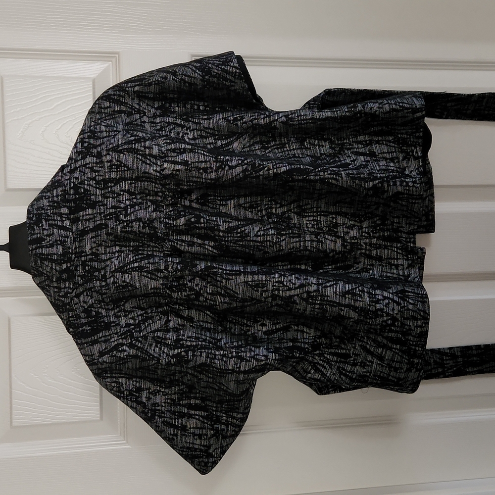 Jacket - Picture 4 of 6